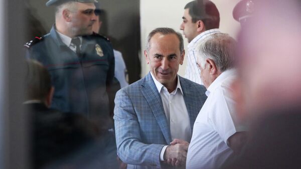Экс-президент Армении Роберт Кочарян в суде