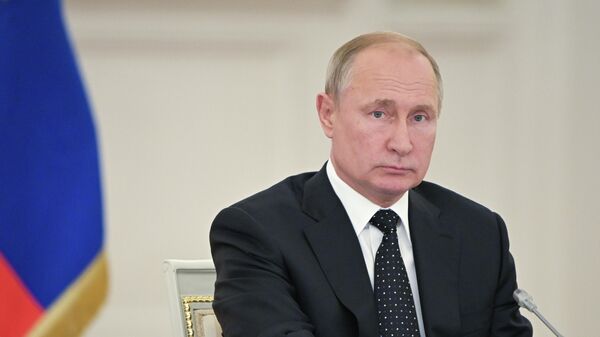 Президент РФ Владимир Путин на заседании Государственного совета
