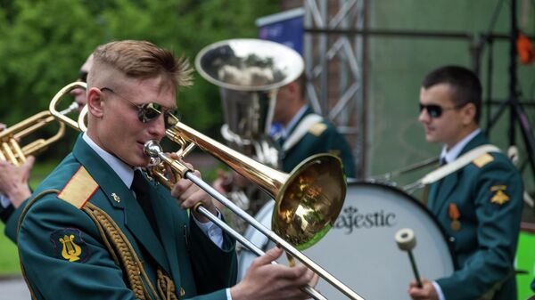 Программа Военные оркестры в парках продолжится в саду Эрмитаж в Москве