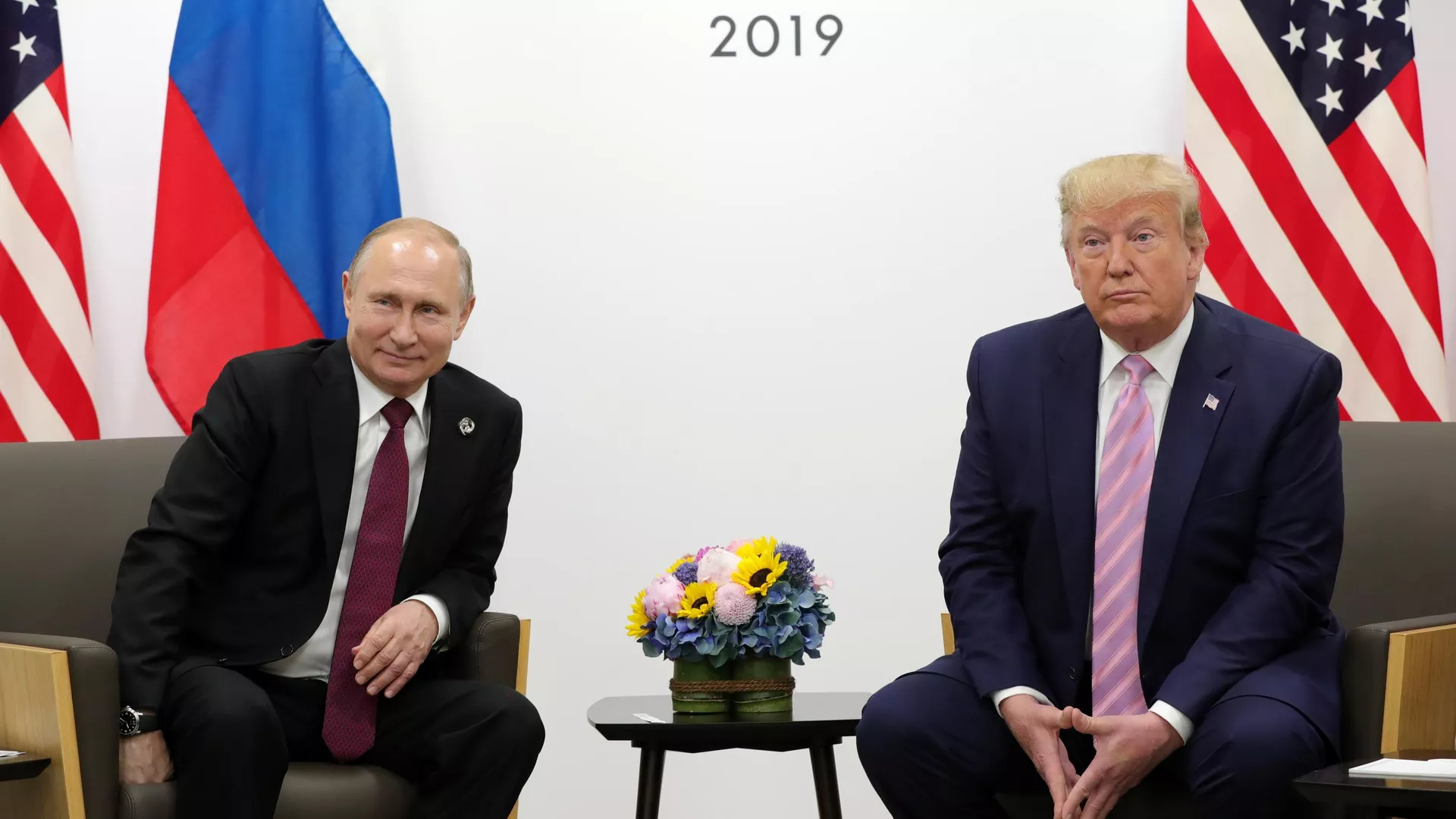 Президент РФ Владимир Путин и президент США Дональд Трамп - РИА Новости, 1920, 27.06.2025