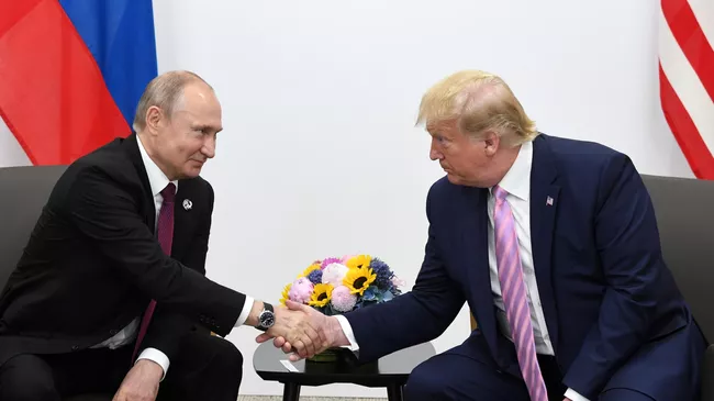 Президент России Владимир Путин и президент США Дональд Трамп