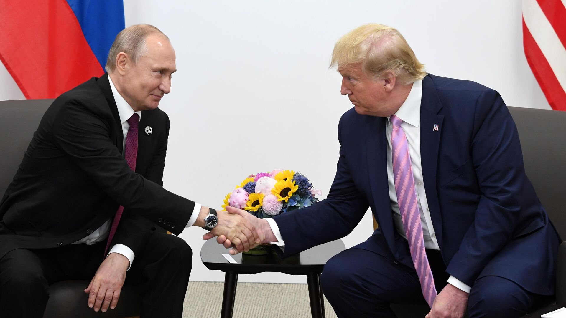 Президент РФ Владимир Путин и президент США Дональд Трамп - РИА Новости, 1920, 09.02.2024