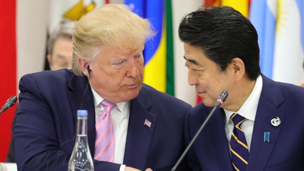Президент США Дональд Трамп и премьер-министр Японии Синдзо Абэ на саммите Группы двадцати. 28 июня 2019