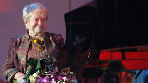 Александра Пахмутова, лауреат премии ЦФО За долголетнее плодотворное служение отечественной культуре