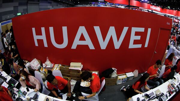 Стенд компании Huawei на выставке Mobile Expo в Бангкоке, Таиланд