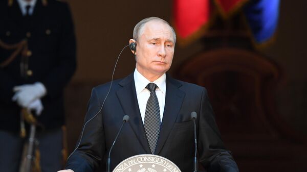  Президент РФ Владимир Путин на пресс-конференции по итогам российско-итальянских переговоров во дворце Киджи в Риме.  4 июля 2019