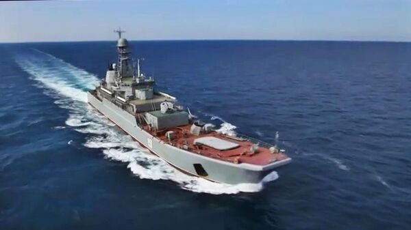 Российский большой десантный корабль проекта 775 Азов в акватории Черного моря во время учения стран НАТО Sea Breeze-2019