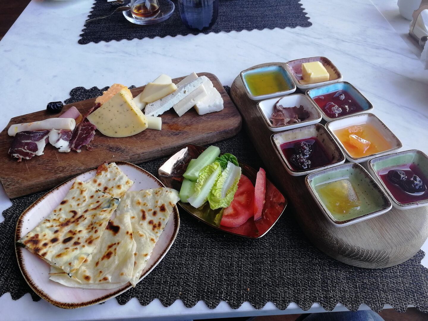  Бодрум, отель Lujo Bodrum, традиционный турецкий завтрак
