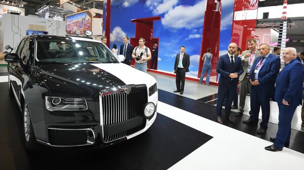 Автомобиль Aurus на международной промышленной выставке ИННОПРОМ-2019 в Екатеринбурге