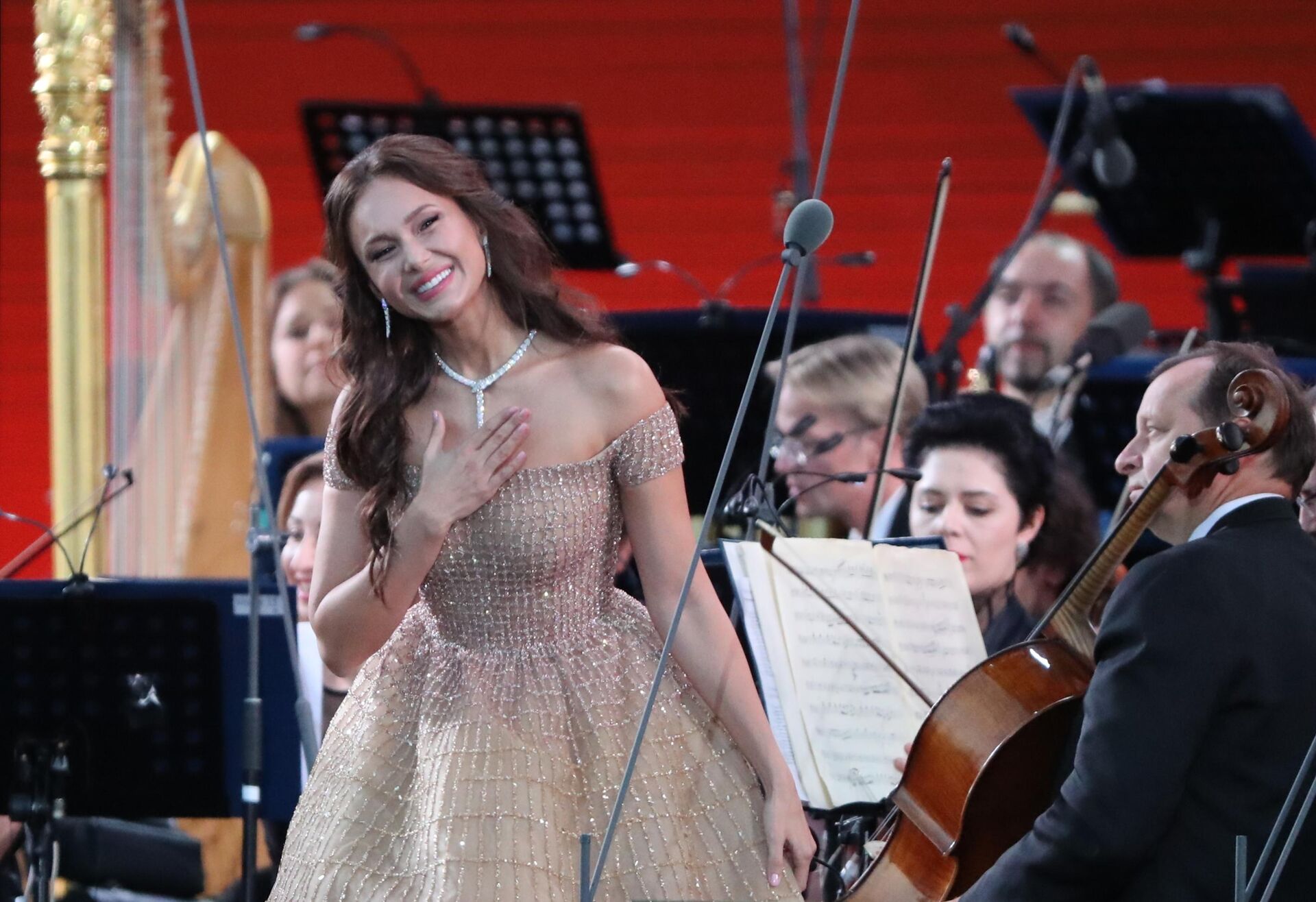 Молодая оперная певица Аида Гарифуллина