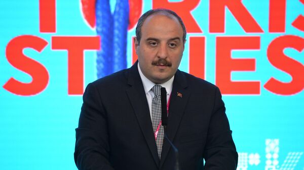Министр промышленности и технологии Турции Мустафа Варанк 