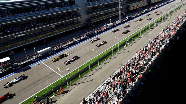 Вид на трассу Формулы-1 в Сочи с Главной трибуны