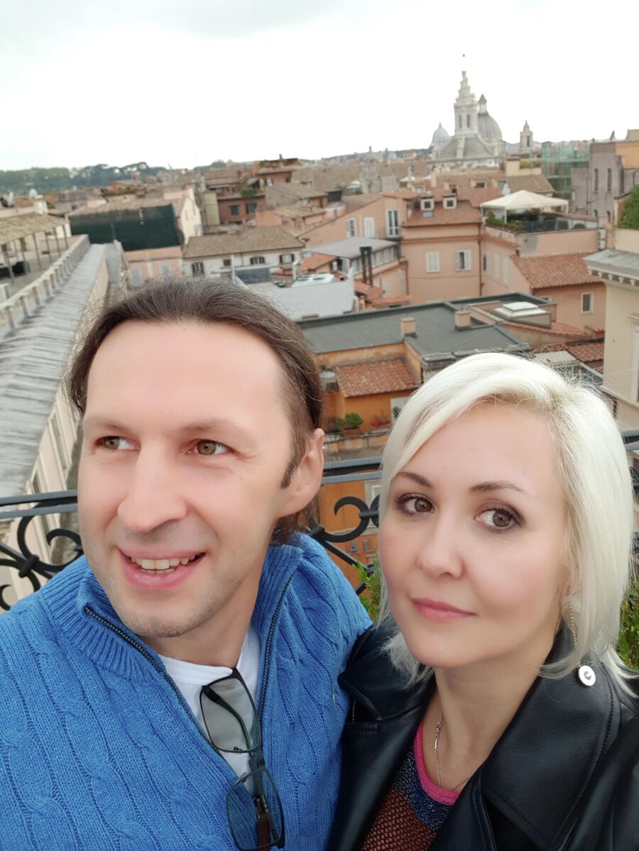 Василиса с мужем Сергеем в Риме
