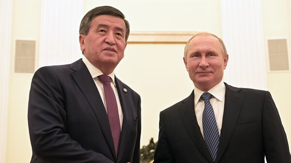 Президент РФ Владимир Путин и президент Киргизии Сооронбай Жээнбеков