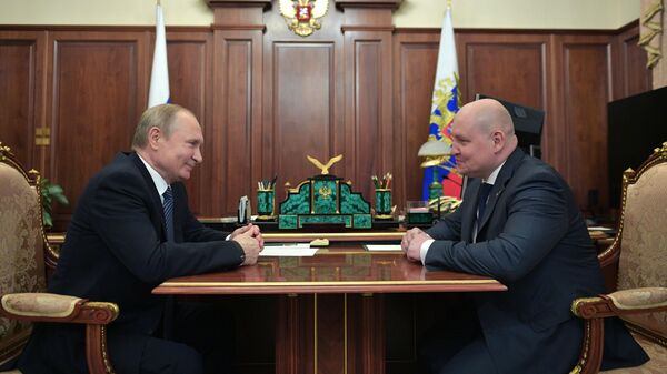 Президент РФ Владимир Путин и Михаил Развожаев