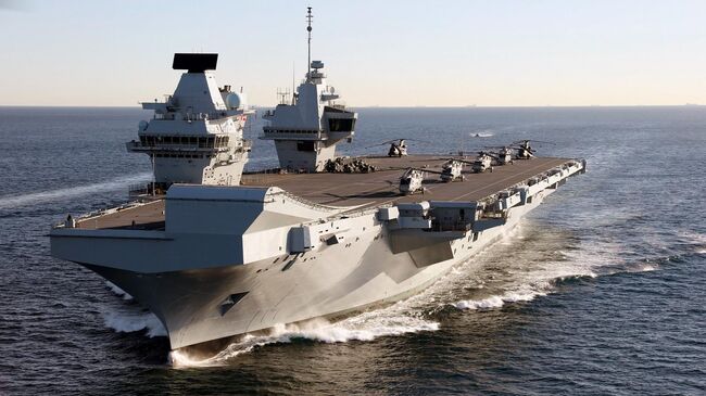 Авианосец HMS Queen Elizabeth