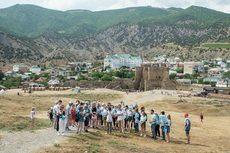 Выезд школы Современная реставрация на экскурсию в Генуэзскую крепость, г. Судак 