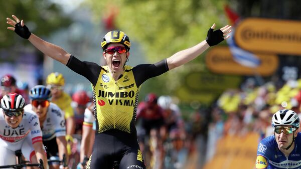 Бельгийский велогонщик Ваут ван Арт из команды Jumbo - Visma