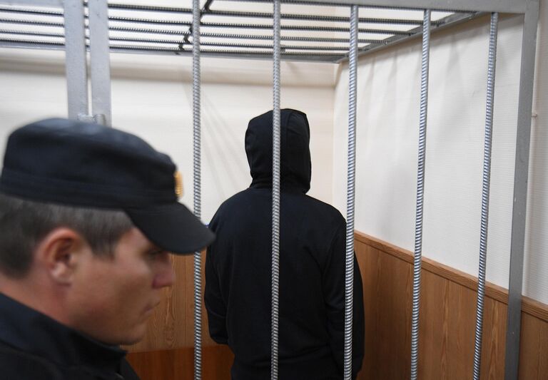 Олег Медведев в зале заседаний Басманного суда города Москвы