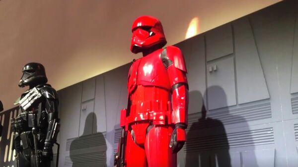Новый костюм ситха в новой части фильма Звёздные Войны: Скайуокер. Восход