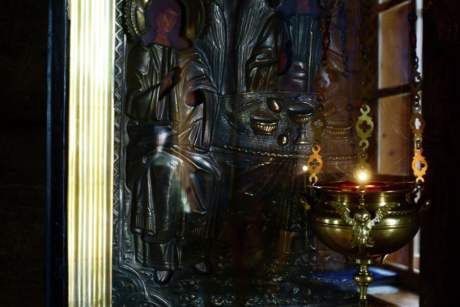 Икона в Троицком храме Трифонова Печенгского монастыря
