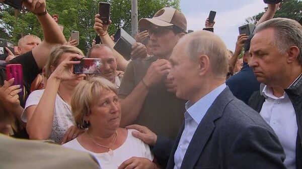 Неразбериха: Путин недоволен работой по ликвидации последствий паводка