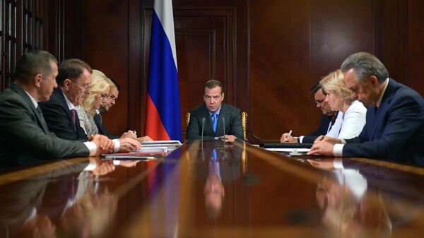 Председатель правительства РФ Дмитрий Медведев проводит совещание с вице-премьерами РФ. 23 июля 2019