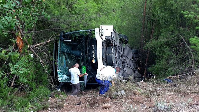 Автобус с туристами попал в ДТП в провинции Анталья. 23 июля 2019