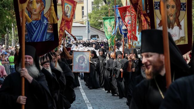 Крестный ход УПЦ Московского патриархата в Киеве. 27 июля 2019