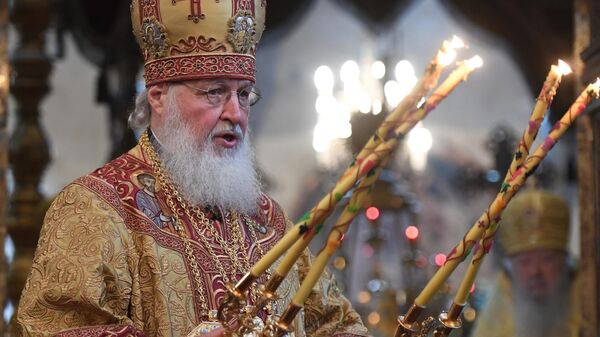 Патриарх Московский и всея Руси Кирилл совершает Божественную литургию в Успенском соборе Московского Кремля