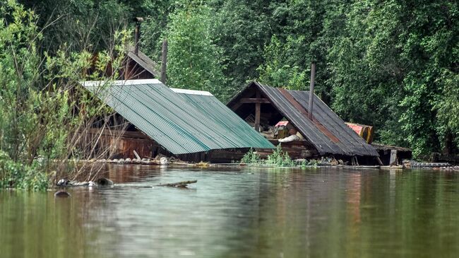 Затопленные дома в селе Норск в Селемджинском районе Амурской области