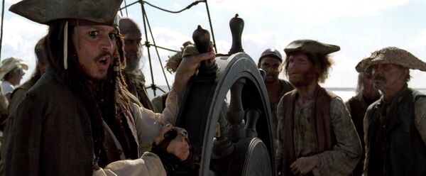 Кадр из фильма Пираты Карибского моря: Проклятие Черной жемчужины(2003) Кадр из фильма Пираты Карибского моря: Проклятие Черной жемчужины(2003)