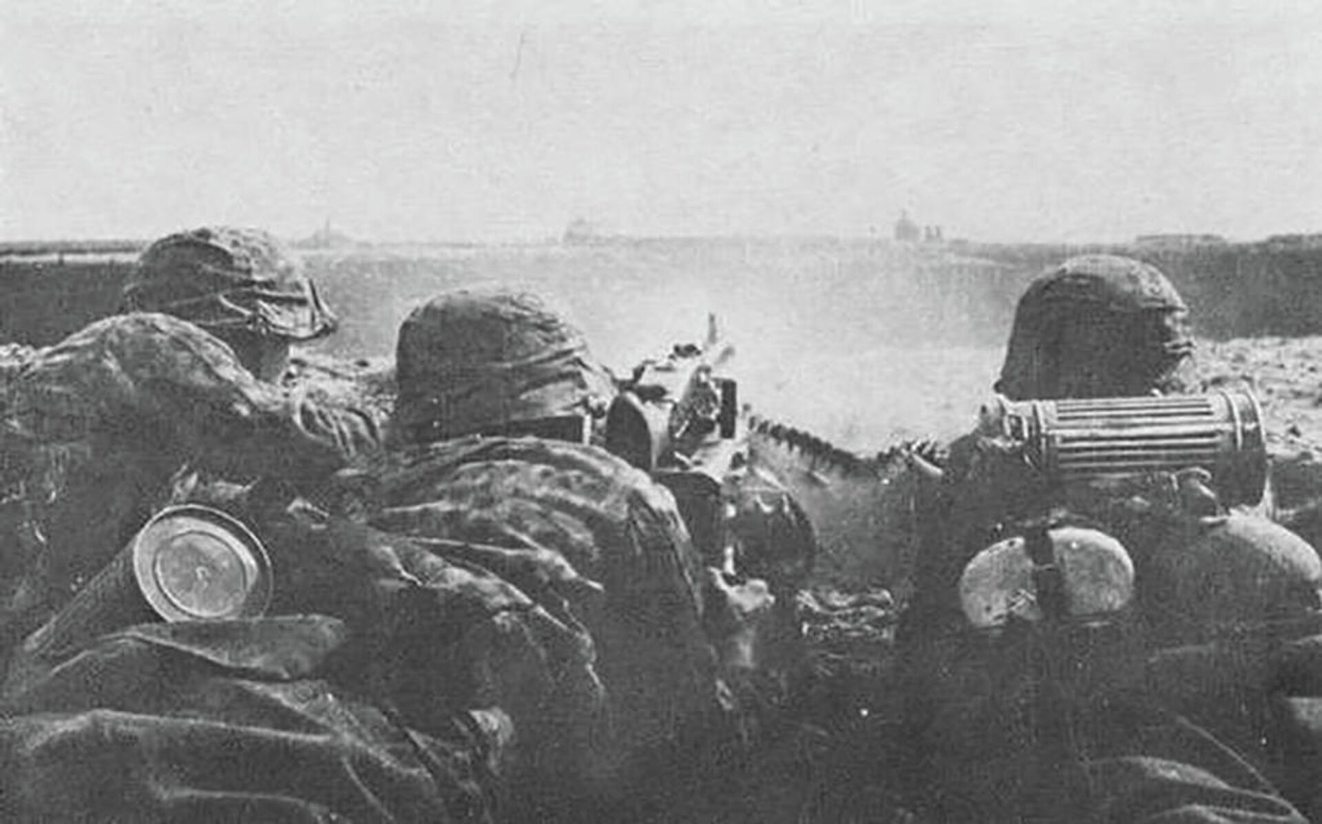 Бойцы дивизии СС Галичина во время битвы за Броды. 1944 год - РИА Новости, 1920, 29.09.2023