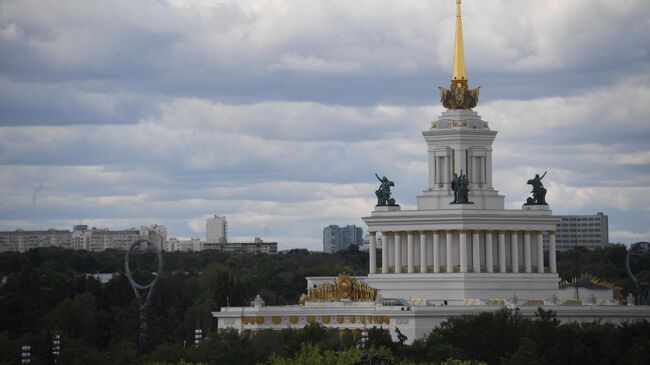 Павильон №1 Центральный на ВДНХ в Москве