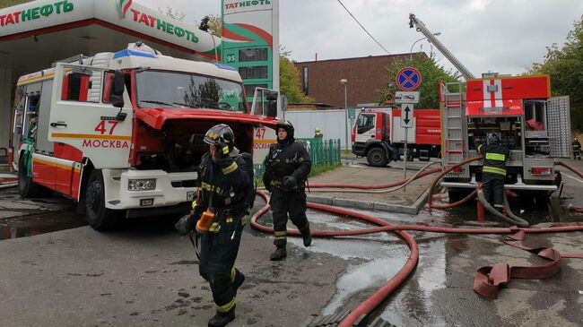 Пожар в здании у Павелецкого вокзала. 3 августа 2019 