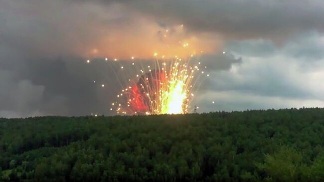 Взрыв в Ачинском районе Красноярского края. Стоп-кадр видео очевидца