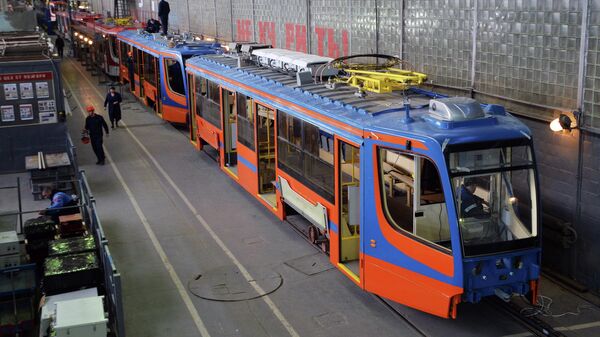 Сборочная линия низкопольных трамваев на Усть-Катавском вагоностроительном заводе