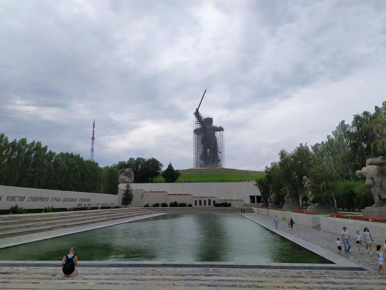 Реставрация монумента Родина-мать зовет! в Волгограде