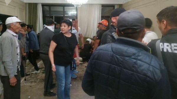 Ситуация в доме бывшего президента Алмазбека Атамбаева