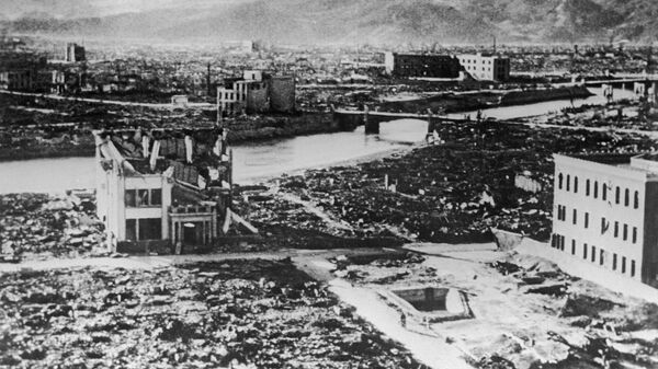 Хиросима после американской атомной бомбардировки