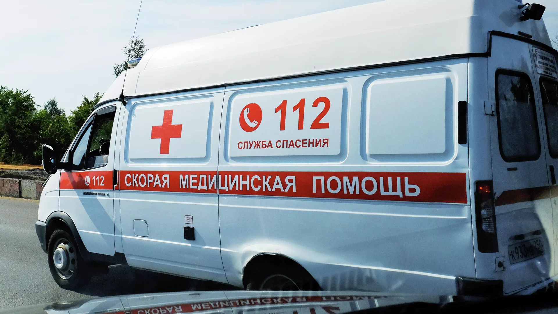 В Дагестане скала обрушилась на бульдозер, водитель погиб