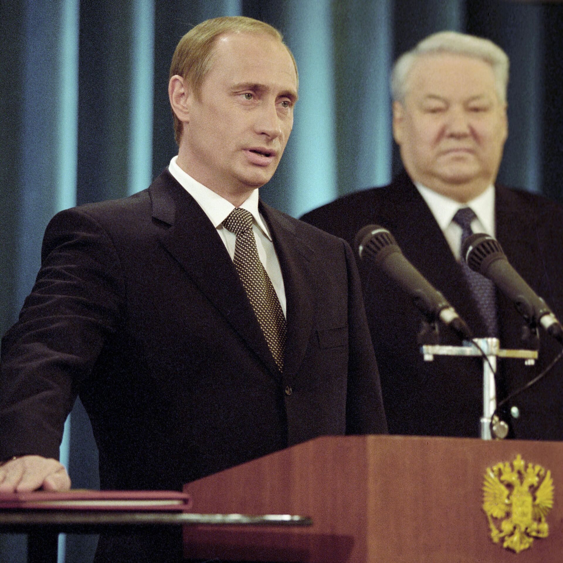 Контрольная работа: Политический лидер современности В.В. Путин