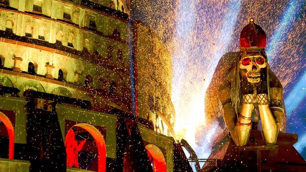 Декорации во время Кульминации на XXIV Международном Байк-шоу Тень Вавилона у горы Гасфорта под Севастополем