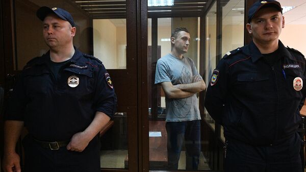 Константин Котов, задержанный на несанкционированной акции 10 августа в Москве, в Пресненском суде Москвы