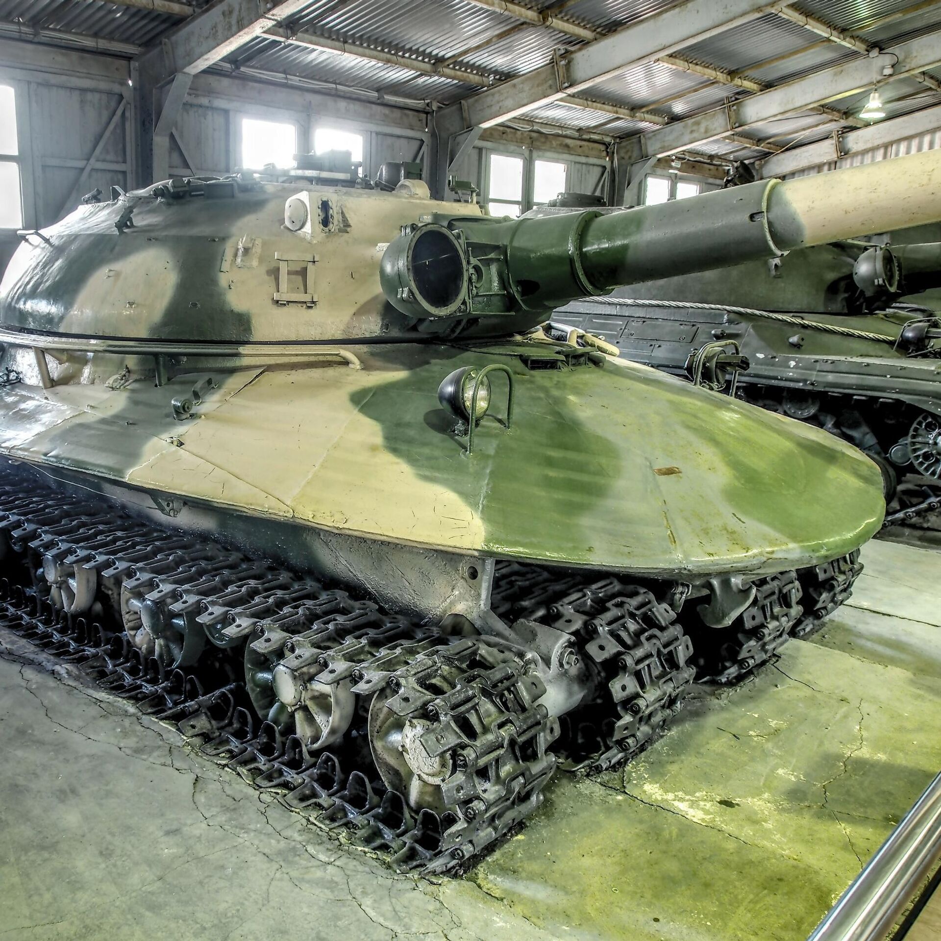 Ис пп. Атомный танк объект 279. Атомный танк СССР объект 279. Танк для ядерной войны объект 279. Объект 279 Кубинка.