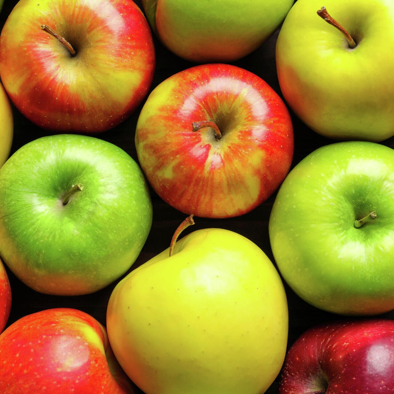 Кому и почему нельзя есть яблоки: вред и неприятные последствия - 25 марта - ру