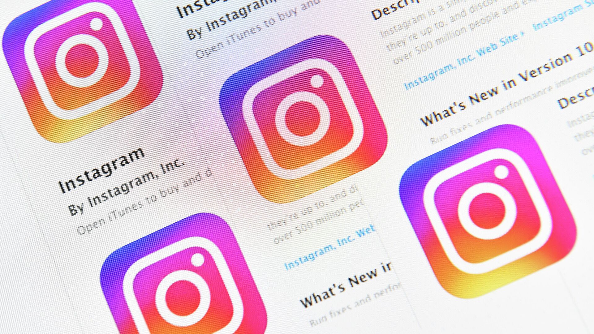 Иконки социальной сети Instagram на экране смартфона - РИА Новости, 1920, 02.12.2020