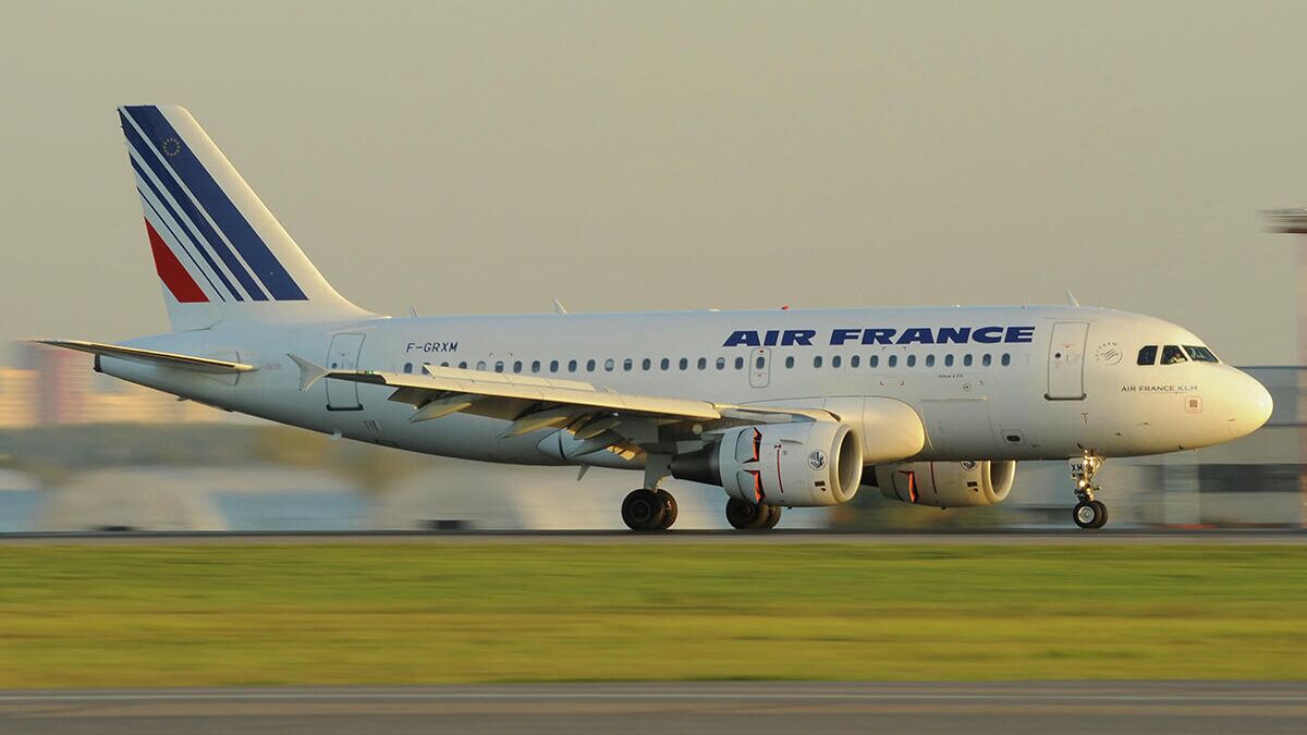 Самолет Airbus A319 авиакомпания Air France  - РИА Новости, 1920, 26.05.2021