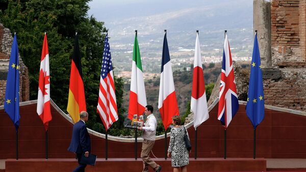 Флаги стран-участниц саммита G7