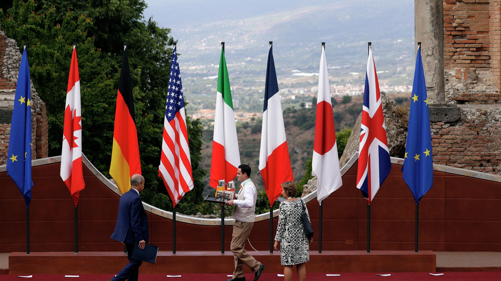 Флаги стран-участниц саммита G7 - РИА Новости, 1920, 28.06.2022